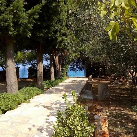 דירה Brane - Charming And Close To The Sea Sutomiscica