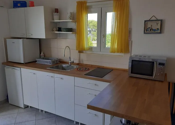 Brane Апартаменты Sutomiscica