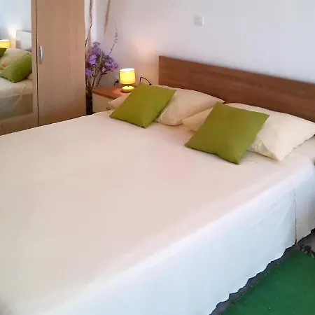 Brane Appartement Sutomiscica